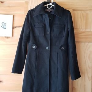 Kenneth Cole black fitted peacoat (size 6)